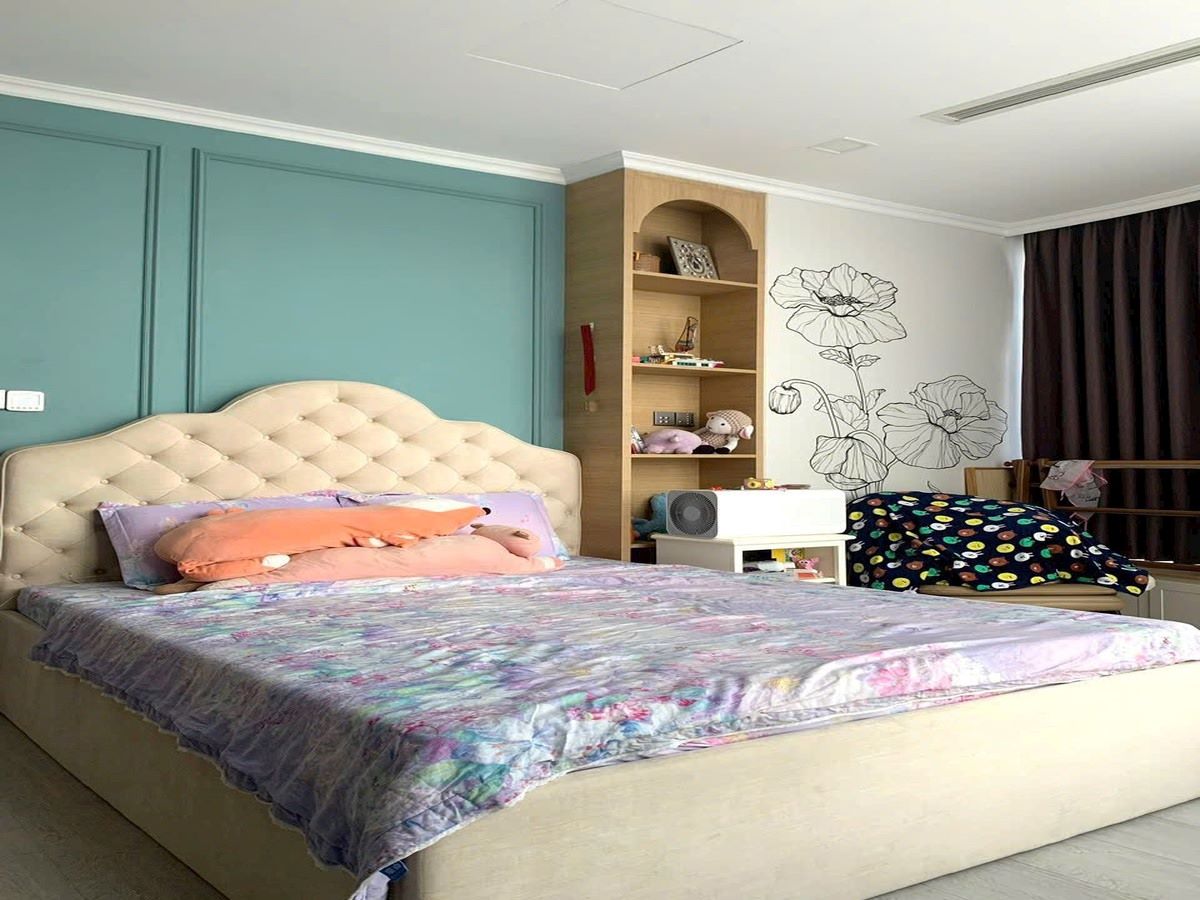 Cần bán căn hộ Vinhomes Golden River Bason 3 Phòng Ngủ 121m2